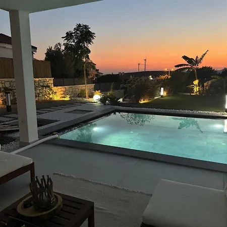 Luxurious In With Private Pool Вилла *