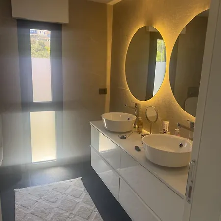 Luxurious In With Private Pool Βίλα *